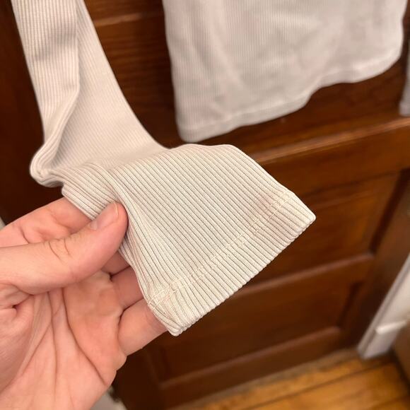 Citizens of Humanity sz XS Iris Long Sleeve Cut Out Top Greysmoke NWT Grey $130 - Picture 3 of 16